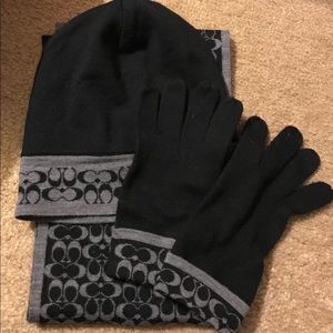 Gray & Black Coach Scarf, Hat & Gloves Set